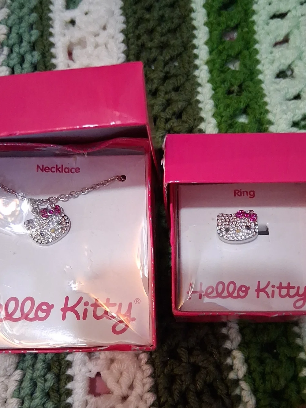Hello Kitty Neckless And Ring